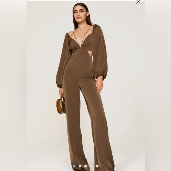 Sachin and Babi - Picture 1 of 6